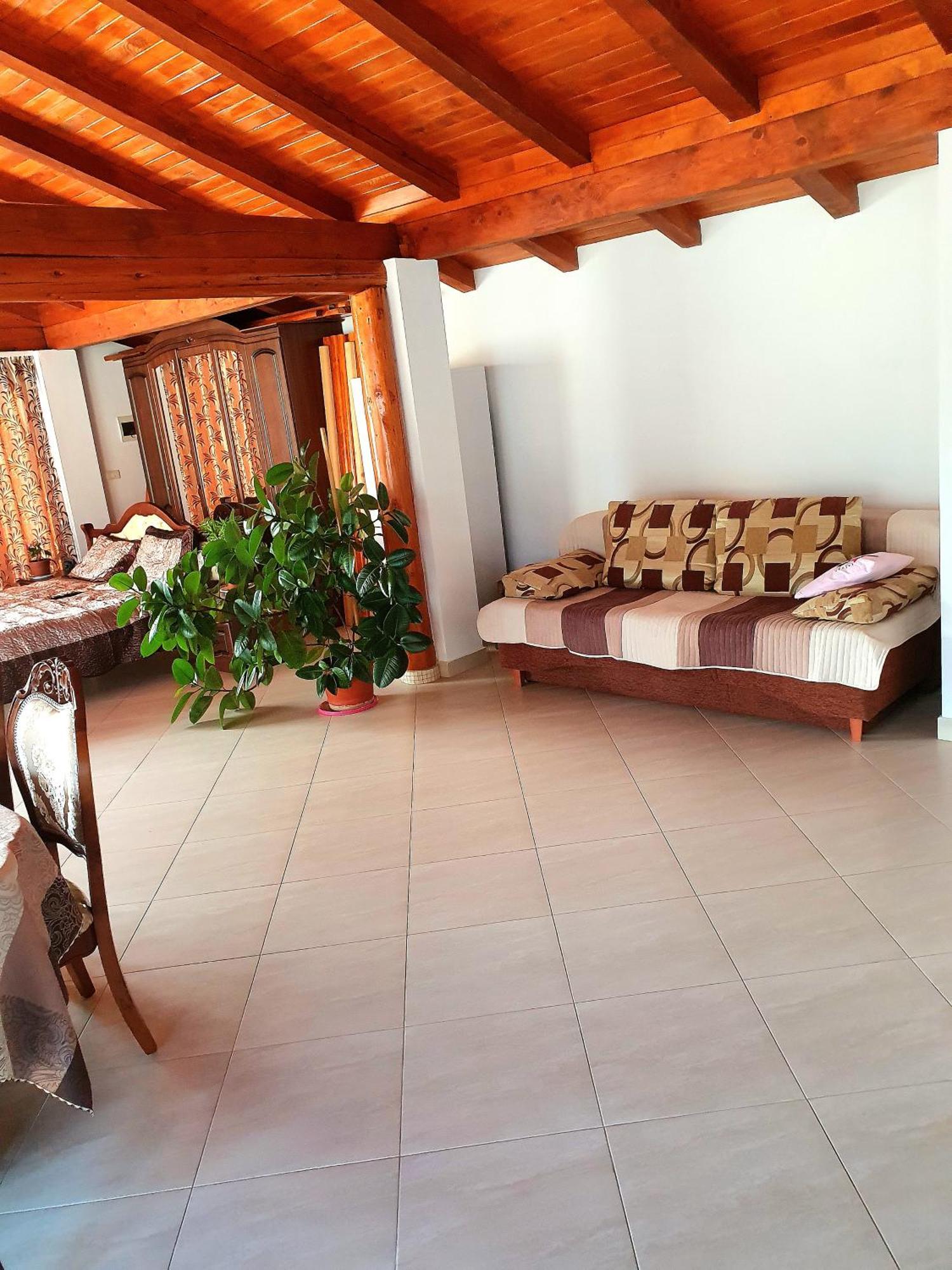 Casa Ionut Hotell Borşa Exteriör bild